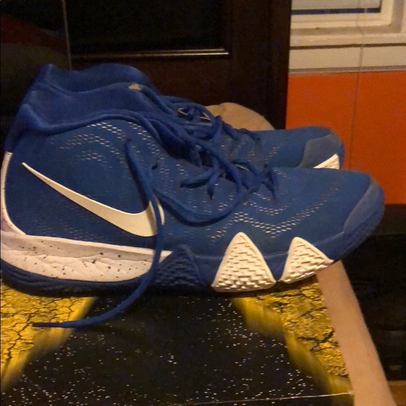 Kyrie 4’s - Picture 3 of 4